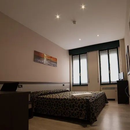 San Fiorenzo Hotel Fiorenzuola dʼArda